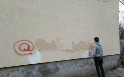 В Україні планують карати за «рекламу» наркотиків на будинках: у Раді зареєстрували законопроєкт