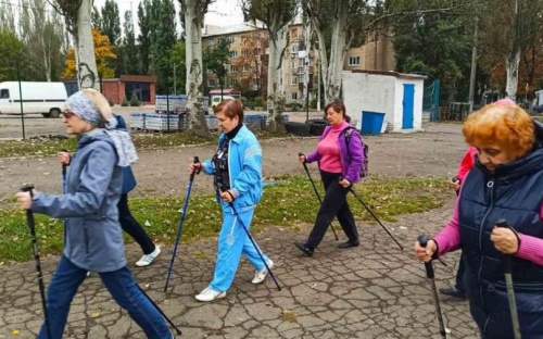 В Авдіївці громадяни поважного віку опановували 