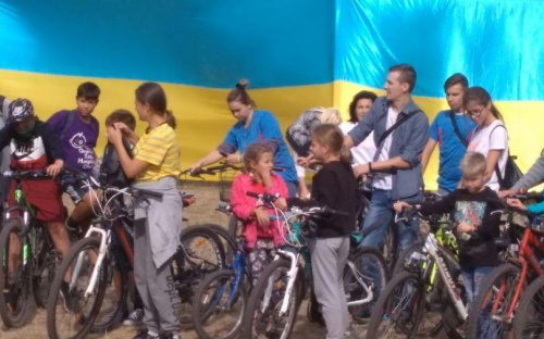 В Авдеевке велопробегом промчались по страницам истории города (ФОТО)