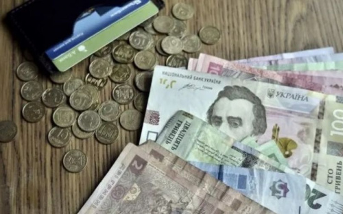 В Украине вступил в силу закон о штрафах в 65 тысяч гривен за указание пола в вакансиях