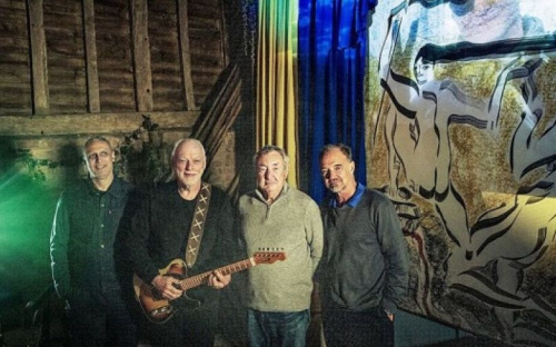 Разом з Україною: гурт Pink Floyd випустив  пісню 