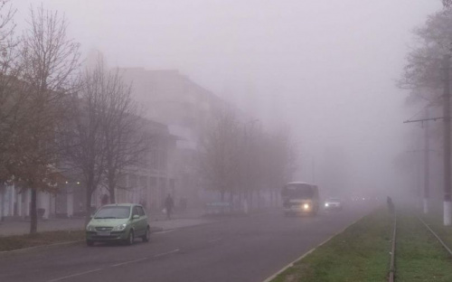 Авдеевка утонула в тумане: фотофакт