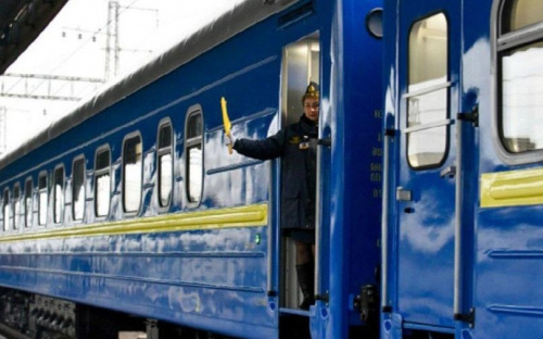 Куди сьогодні можна евакуюватися залізницею: розклад руху поїздів