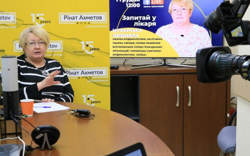 «Спроси у доктора» Фонда Рината Ахметова: эпидемиолог рассказала о штамме «Омикрон»
