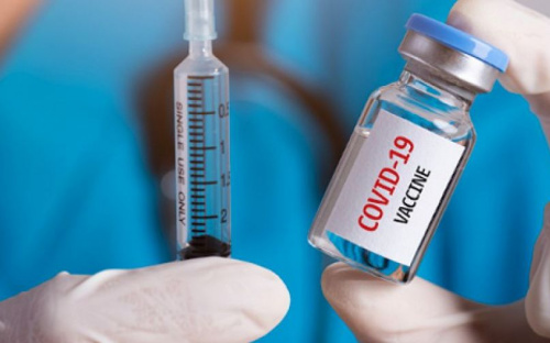 Дополнительную дозу вакцины от Covid-19 получили первые 14 украинцев