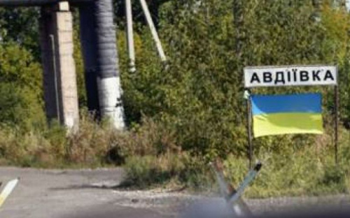 Снаряды на крыше и в огороде: подробности обстрела жилых домов в Авдеевке