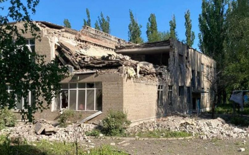Авдіївку всю ніч ворог знищував з артилерії: є поранені