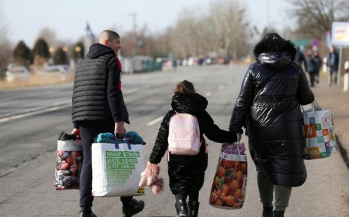 Переселенцям з Авдіївки до уваги: як знятися з обліку ВПО та що загрожує при незаконному отриманні виплат