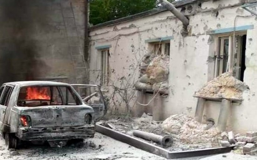 В Авдіївці під потужний обстріл потрапив госпдвір комунальної служби: співробітники не постраждали
