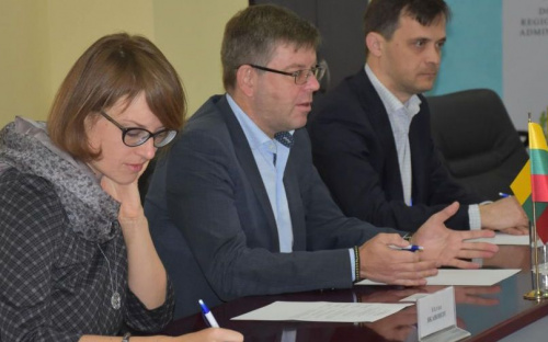 Восстановление авдеевской школы назвали отличным способом улучшить украино-литовское партнерство