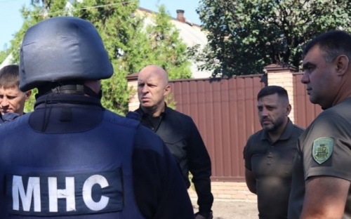 В Авдіївці проінспектували хід відновлювальних робіт на пошкоджених обстрілами об'єктах