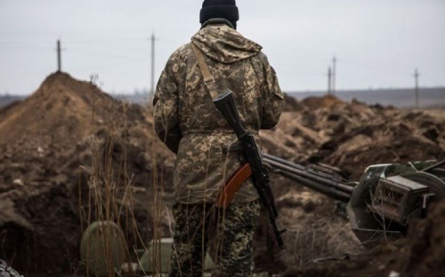 На Донбассе 11 обстрелов, трое украинских воинов получили ранения