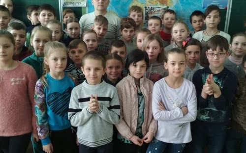 В школе Авдеевки чествовали участников боевых действий на территории других государств