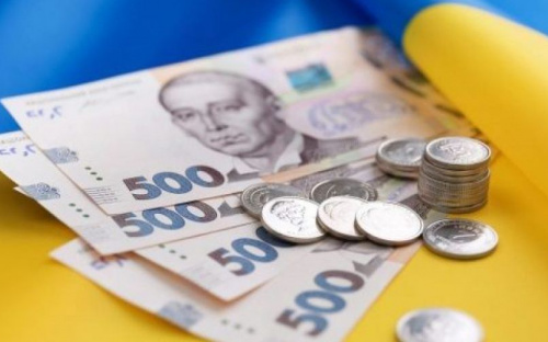 В Украине снизилась средняя зарплата