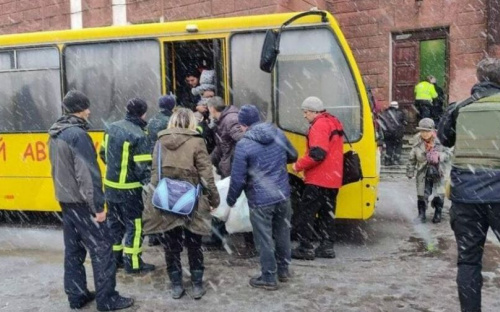 Продовжується евакуація з Авдіївки
