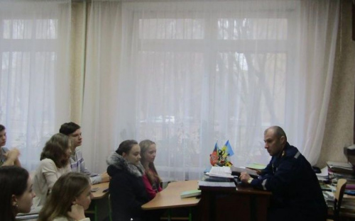 Авдеевских школьников звали в спасатели