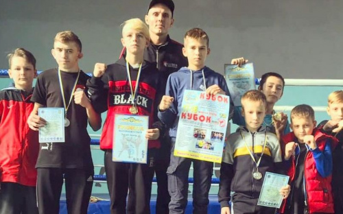 Авдеевские кикбксеры прошли отборочный тур чемпионата Украины