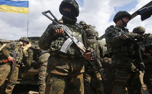 На Донбассе противник продолжает активный обстрел позиций ВСУ, - Штаб АТО (ВИДЕО)