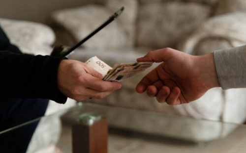 Мешканці окупованих територій, або тих, де йдуть активні бойові дії, зможуть отримати фінансову допомогу від ADRA Ukraine 