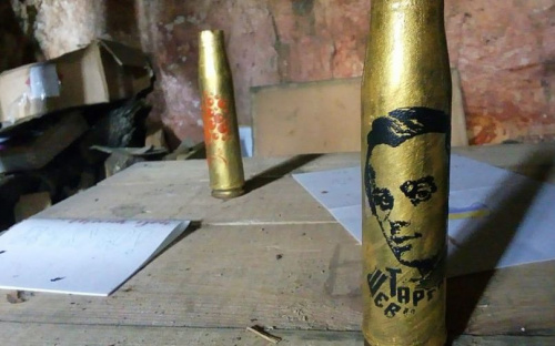 Фотофакт: мемориал защитникам Авдеевской промзоны пополнился «шевченковской гильзой»