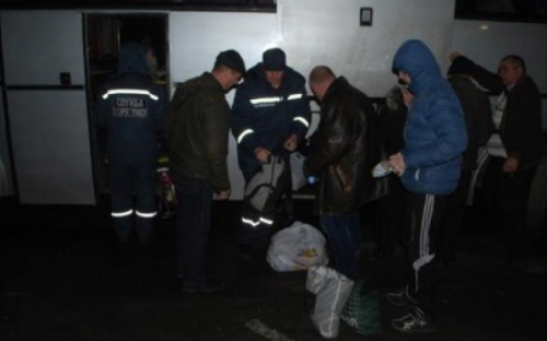 Около 80 детей вывезли из Авдеевки в мирное Святогорье