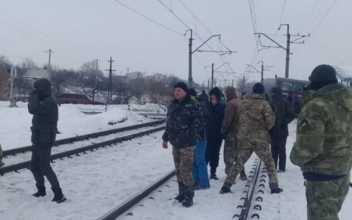 Полиция задержала около сорока человек, напавших на участников  железнодорожной блокады
