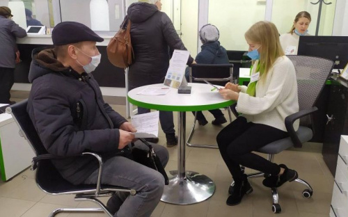 В Авдіївці працює відділення ПриватБанку, але без готівки