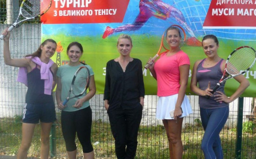 Теннисные баталии в Авдеевке продолжаются: определились полуфиналисты (ФОТО)