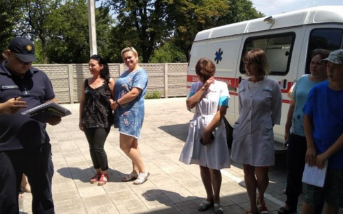 Авдіївські рятувальники  евакуювали медиків  району (ФОТО)