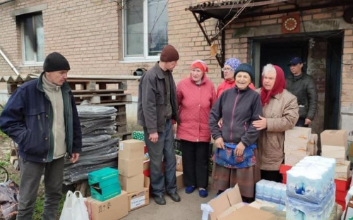 Мешканцям селища Опитне доставили гуманітарну допомогу