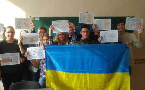 В школах Авдіївки пройшли заходи до Дня визволення України (ФОТО)