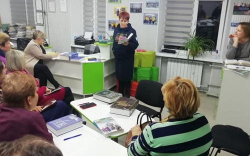 Тепер авдіївці можуть «підтягнути» знання української: проведено перше засідання розмовного клубу