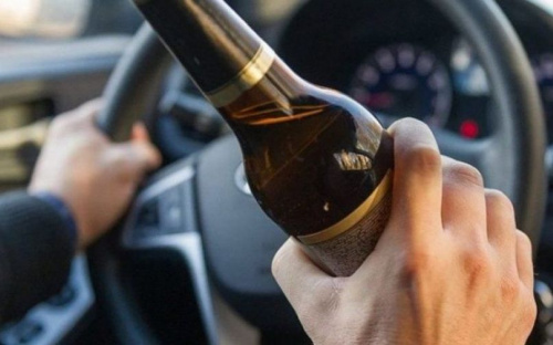 В Авдіївці пяний водій намагався підкупити поліцейських