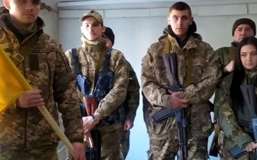 В Авдіївці новобранці тероборони прийняли присягу на вірність Україні