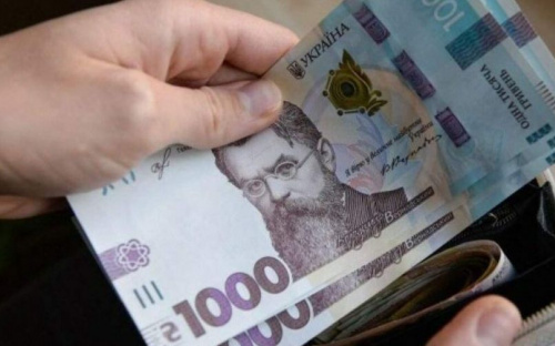 Более трех миллионов украинцев уже тратят «ковидную» тысячу гривен