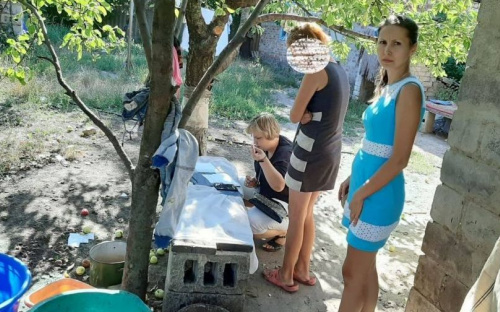 Специалисты ЦСССДМ проверили готовность подотчетных семей к учебному году