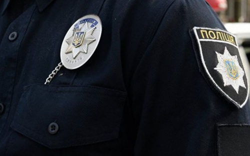 В Авдеевке правоохранители обнаружили у прохожего пакет с коноплей