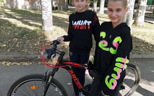 Авдеевские школьники в День без автомобиля устроили соревнования на 