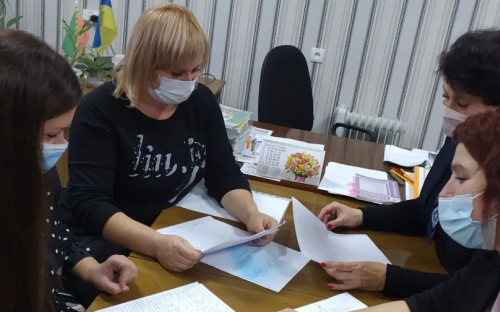 В Авдеевке продолжается работа по проведению воспитательной работы в учебных заведениях