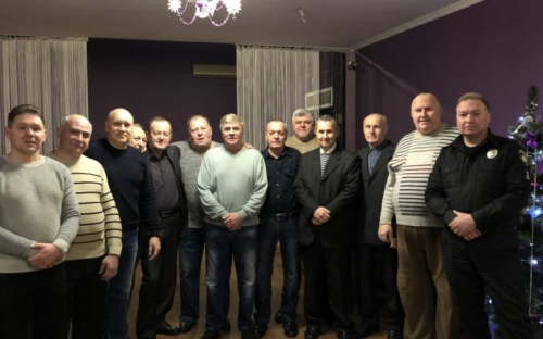 В Авдеевке поздравили ветеранов-правоохранителей