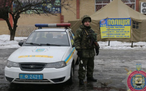 В Авдеевке копы продолжают нести службу в усиленном режиме (ФОТО)