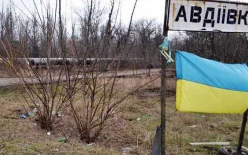 В Авдеевке под обстрелом боевиков оказалась старая часть города