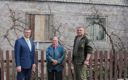 В Авдеевку  прибыла помощь от Уманского района