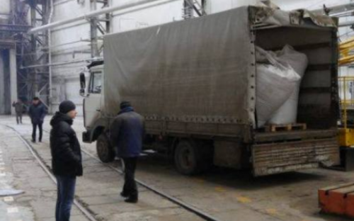 В Краматорск начали прибывать гуманитарные конвои из всех областей Украины