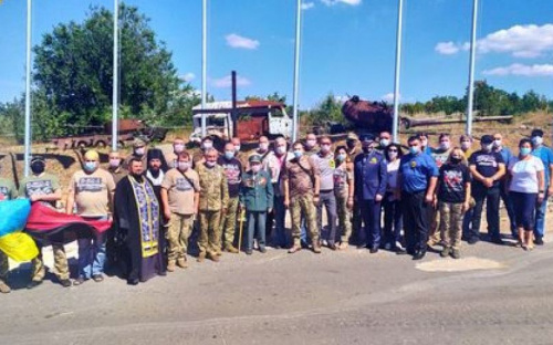 В Авдеевке почтили память защитников Украины