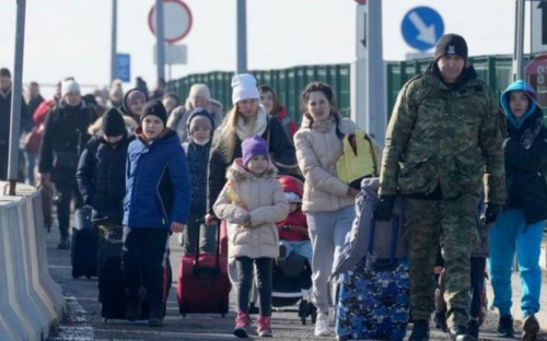 Держприкордонслужба: жінки та діти перетинають кордон за спрощеною процедурою