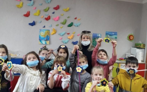 В авдеевском клубе для подростков 