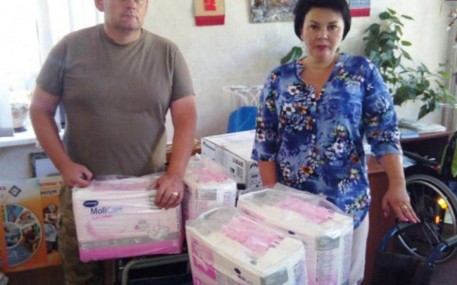 Важные средства передвижения и не только получили люди с ограниченными возможностями в Авдеевке (ФОТО)