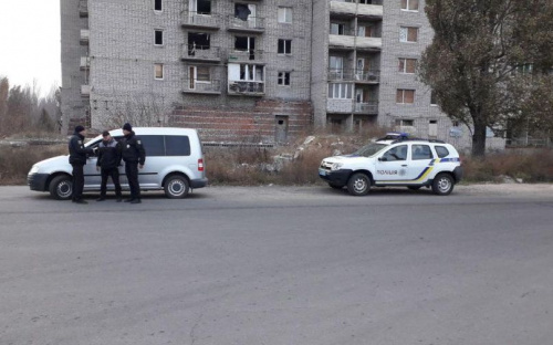 В Авдеевке копы работают на упреждение аварий (ФОТОФАКТ)