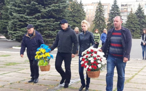 В Авдеевке отметили День освобождения Украины (ФОТО)